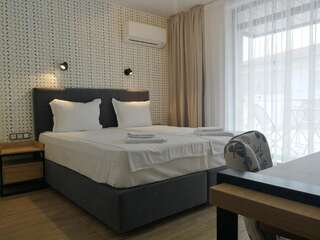 Отель Family Hotel Laxo Обзор Стандартный двухместный номер с 1 кроватью-6