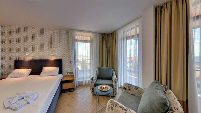Отель Family Hotel Laxo Обзор-13